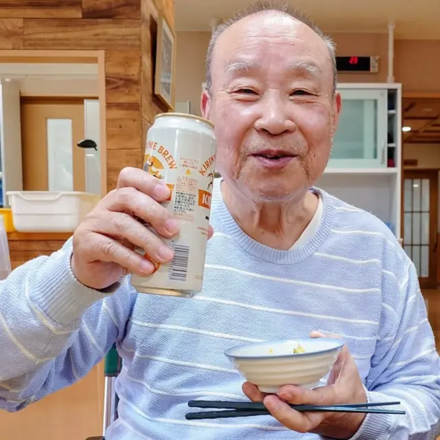 "二度つけはあきまへん"

大阪万博に触発され、大阪スタイルで串揚げパーティーを開催しました😎

串揚げ480本完食😱

みなさん、肌がツヤツヤというかテカテカ、、
白色ワセリンに代わる新たな保湿剤を発見してしまいました🙇‍♂️